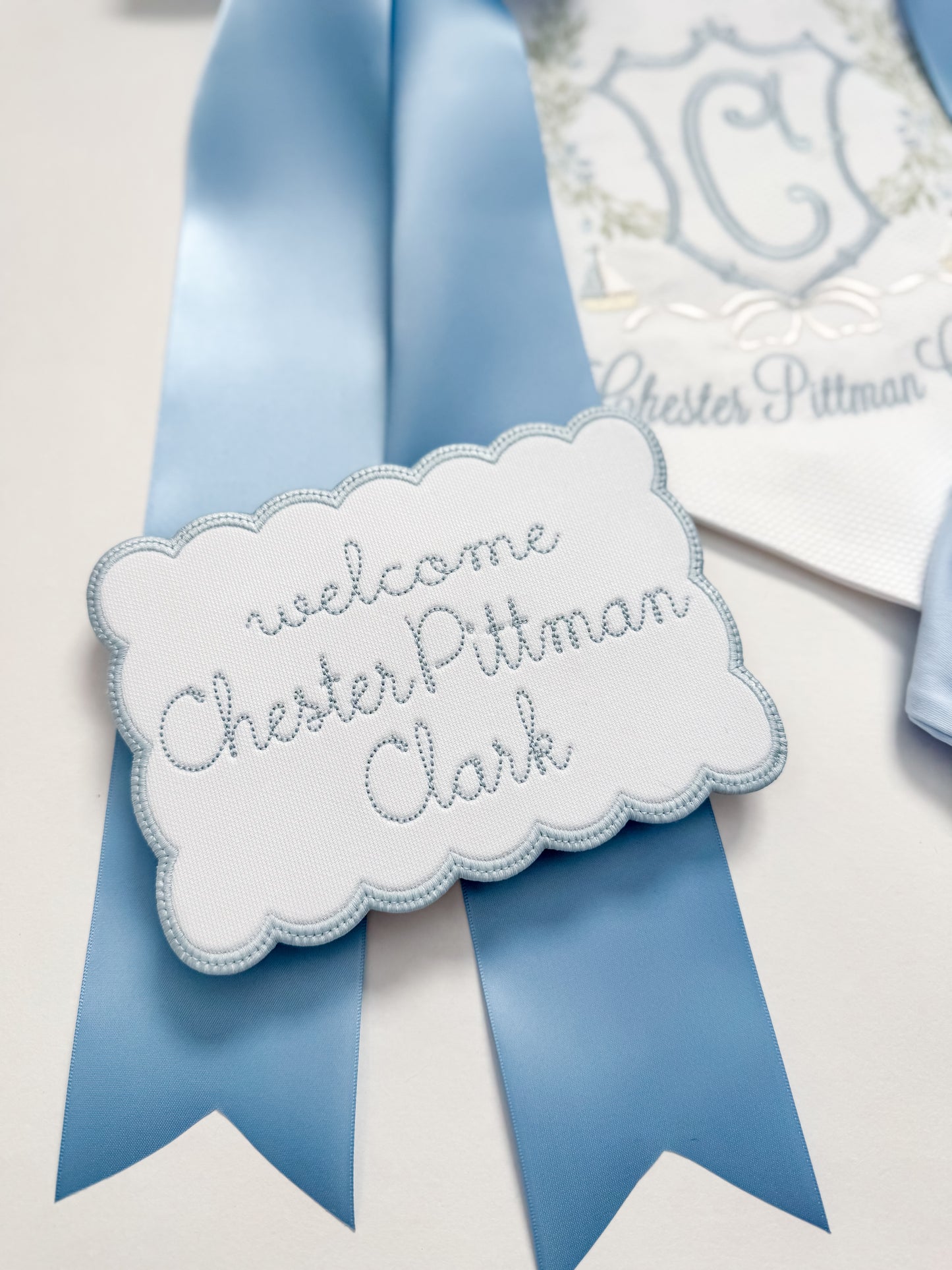 Heirloom Newborn Welcome Sign