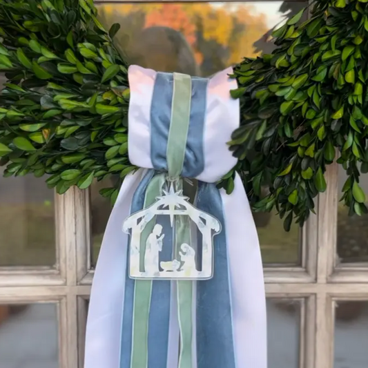 Nativity Wreath Charm